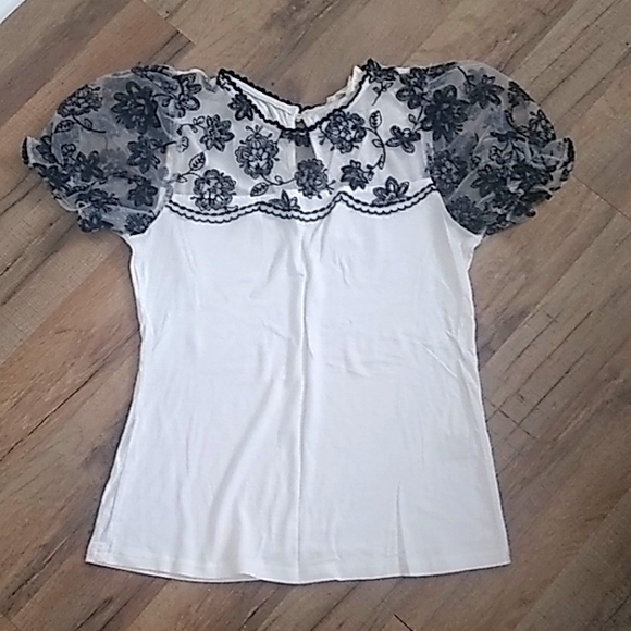 Sweet Wanderer Tops - NWOT Blouse